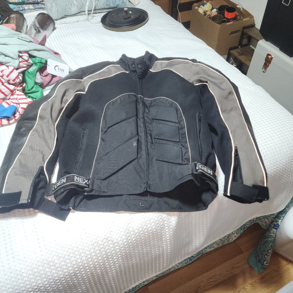 NEXGEN EUC MENS SZ LARGE HARLEY DAVIDSON LEATHER MOTORCYCLE JACKET